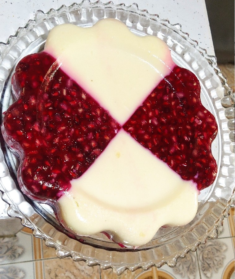 ژله و پاناکوتا ویترینی