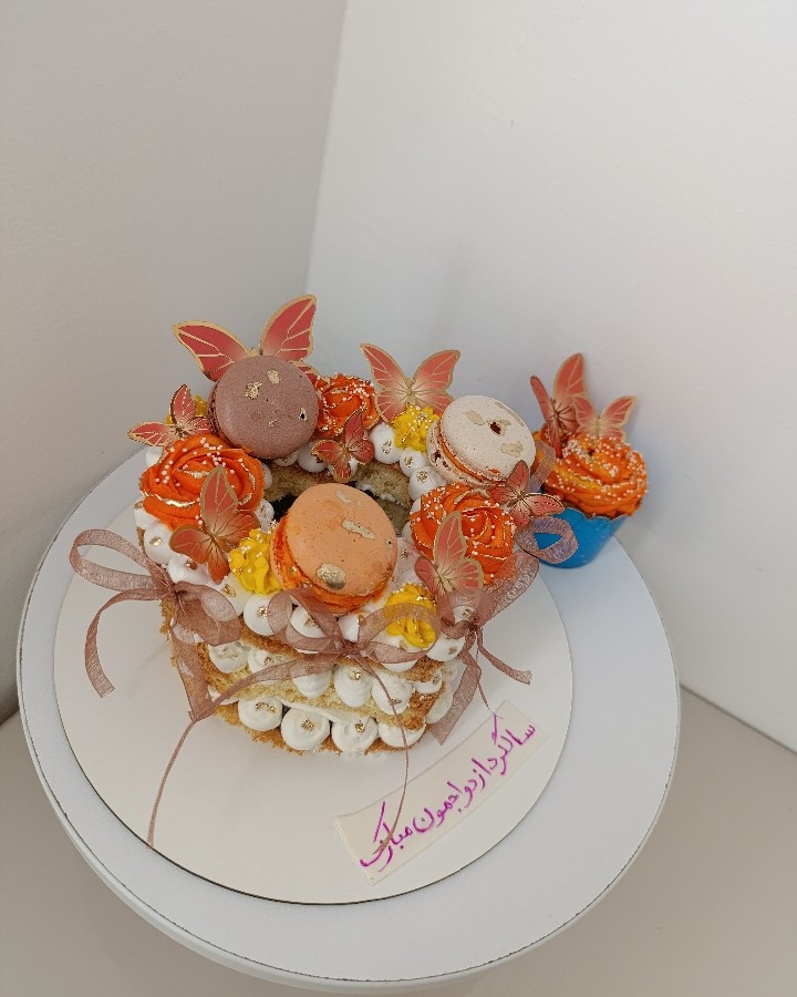 سابله کیک وکاپ کیک به وزن۸۴۵گرم