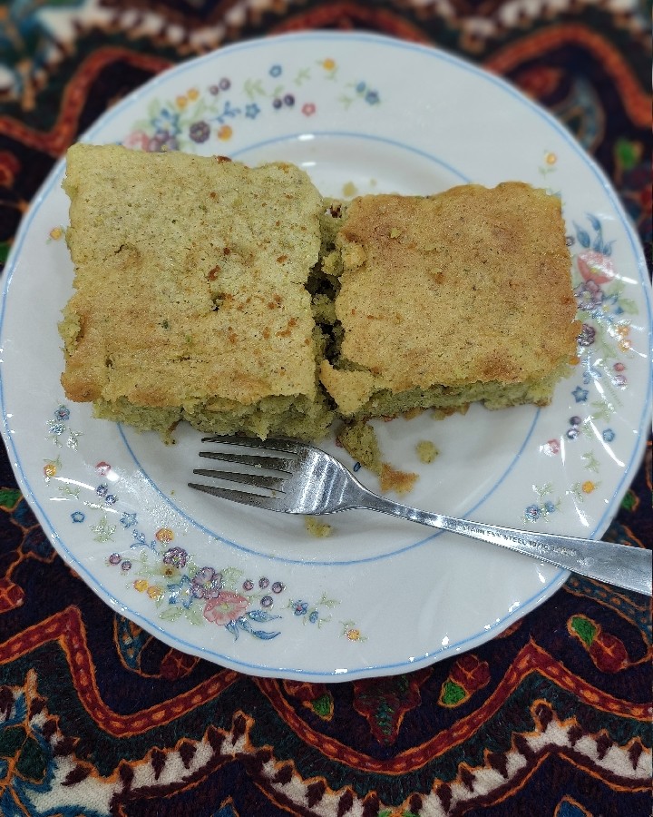 کیک پسته فرانسوی 
با دستور عالی حدیث جان سلطانی?