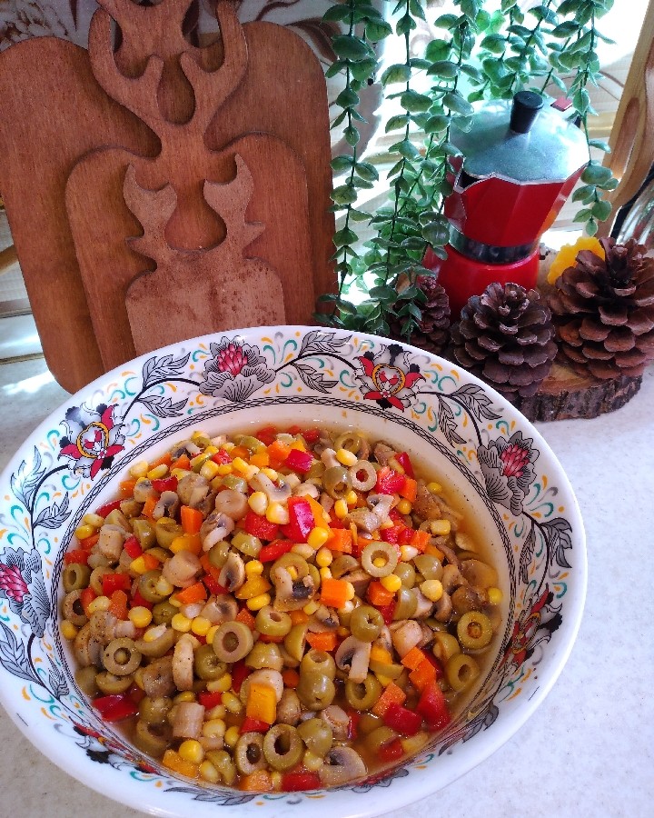 ترشی یونانی یا اسپانیایی