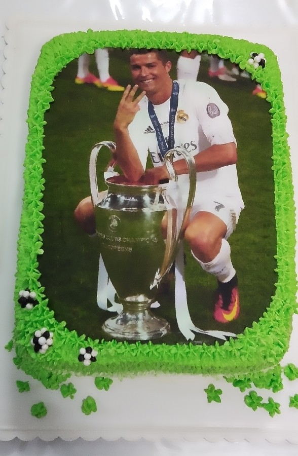 کیک تولد رونالدویی 