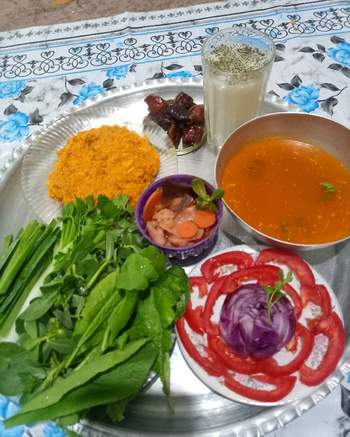 گوشت و نخود غذای اصفهانی 