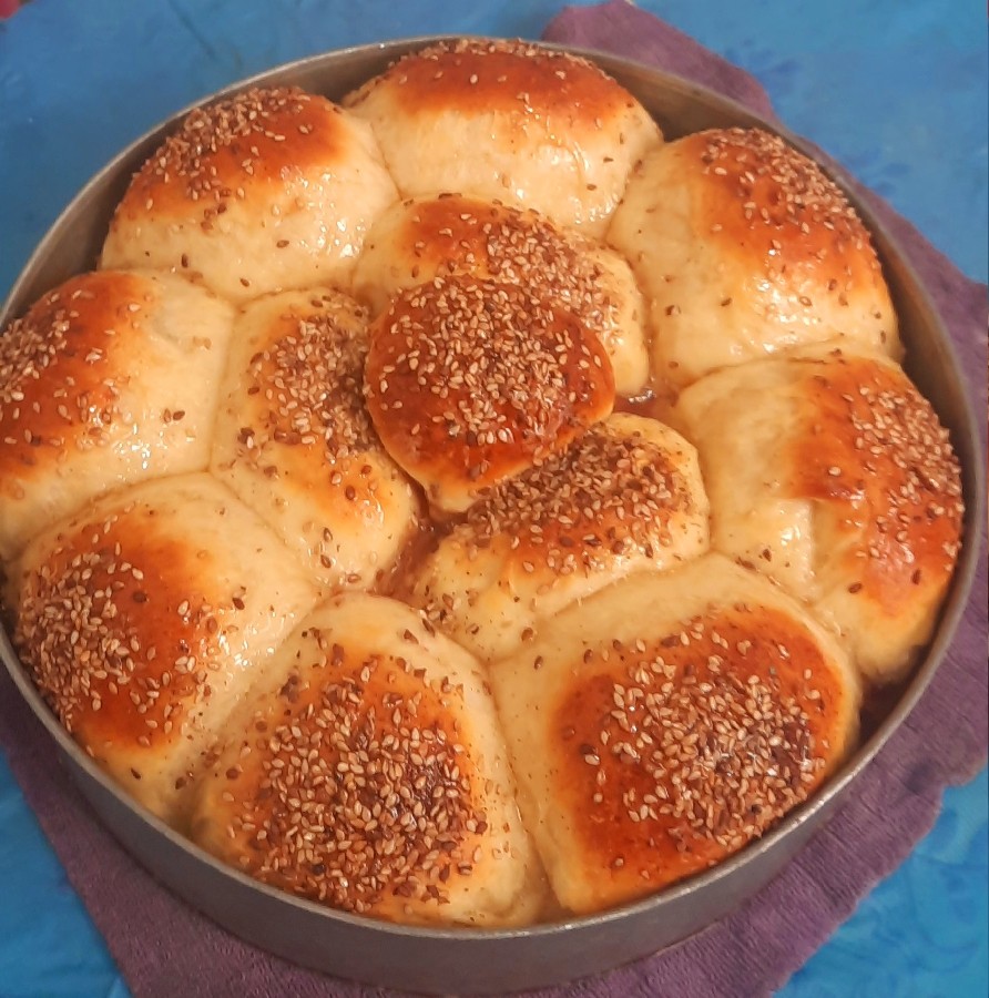 نان شیرمال با مغز شکلاتی