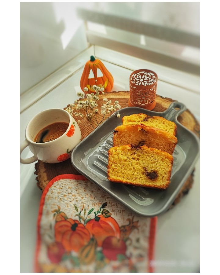 کیک خرما و کشمش