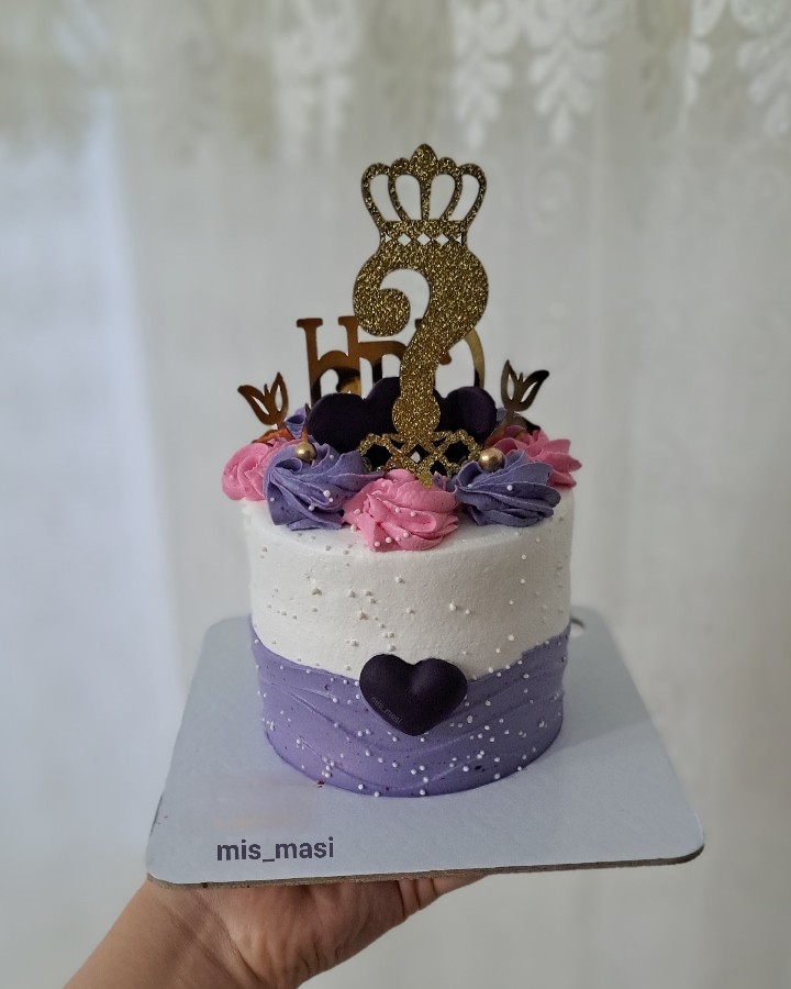 کیک تولدم 
سوپرایز دایی و زندایی عزیزمم