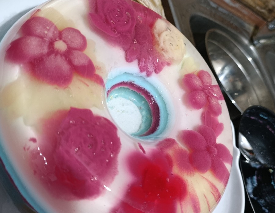 ژله قالبی برجسته 
