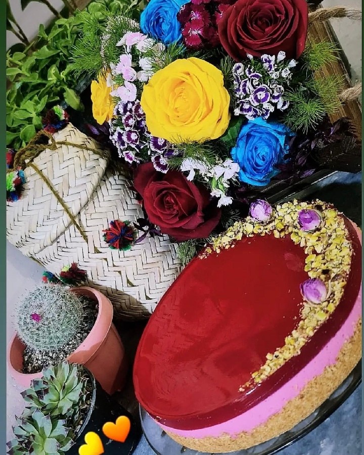 چیز کیک انار بدون نیاز به فر