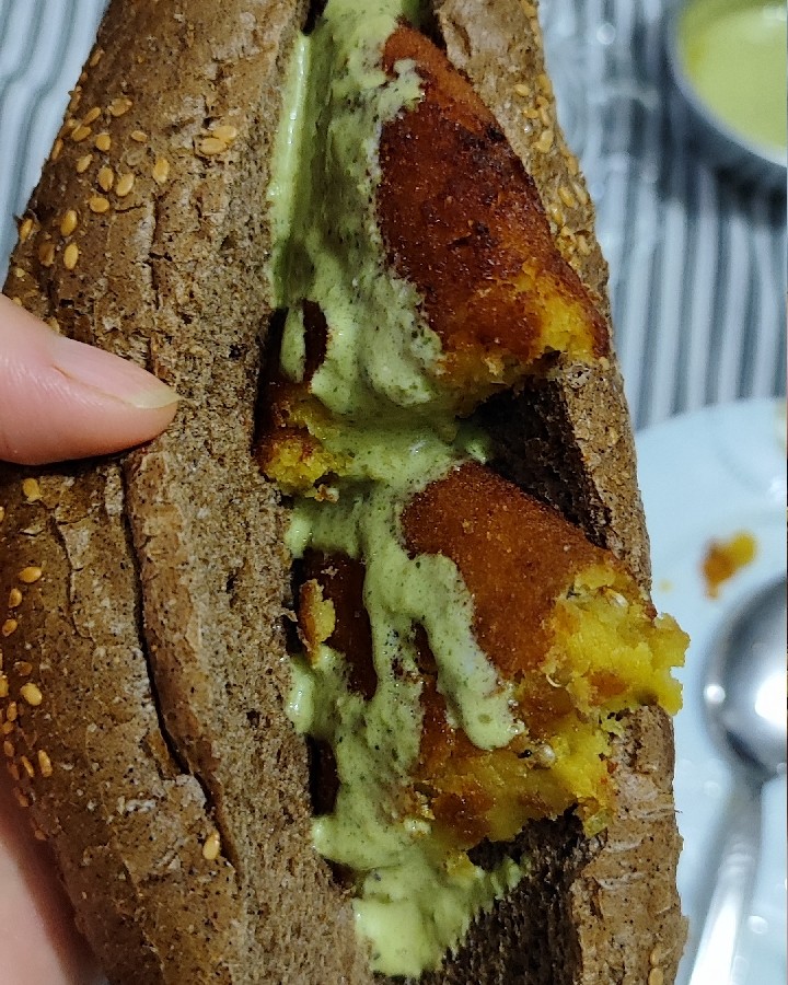 ساندویچ کتلت سیب زمینی 