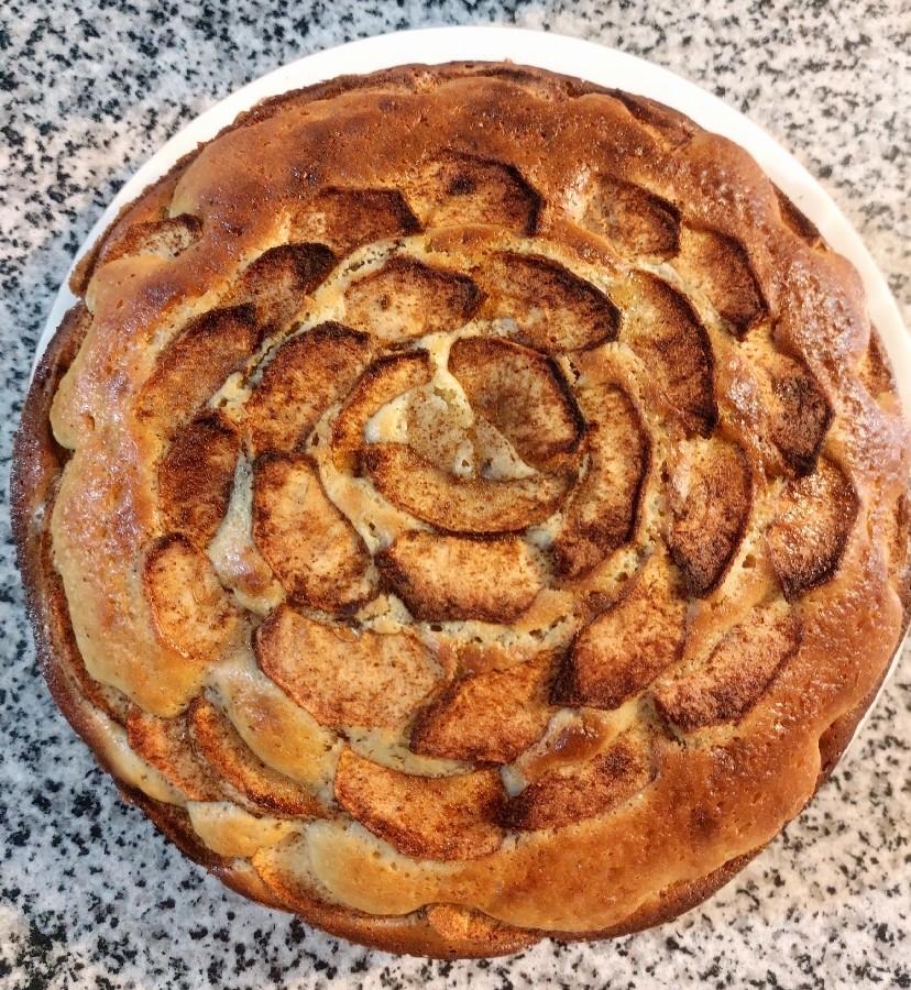 کیک سیب ودارچین