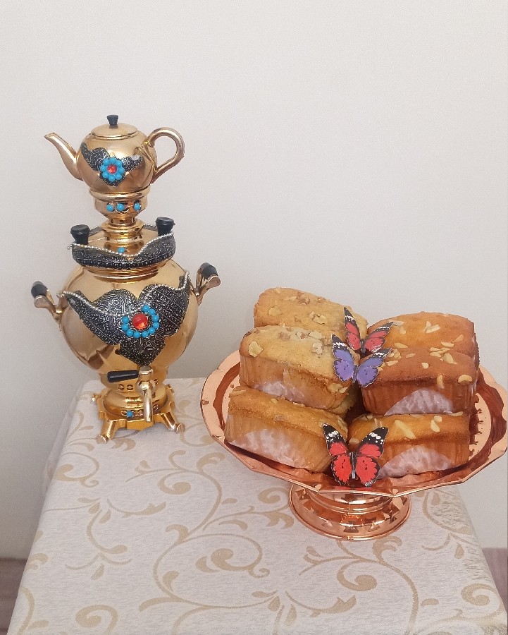 کیک صبحانه با دستور لیلا جان (مه یاس). واقعا عالین. 