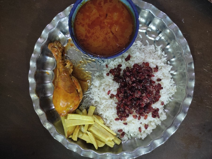 زرشک پلو بامرغ