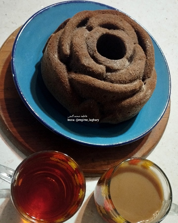 کیک کاکائو با شکر قهوه ای