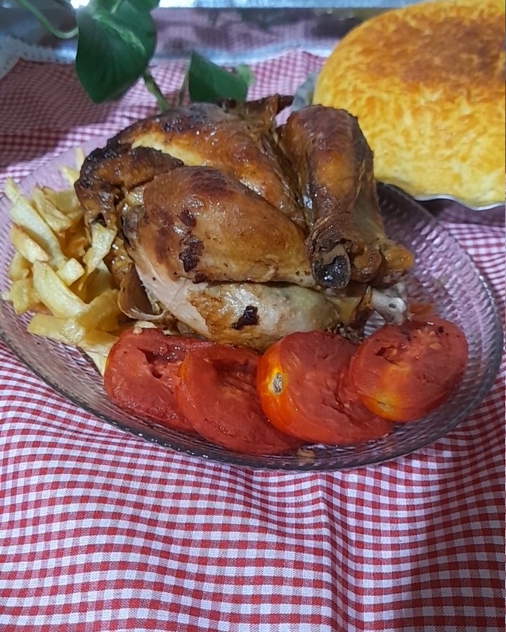 مرغ شکم پر قابلمه ای من