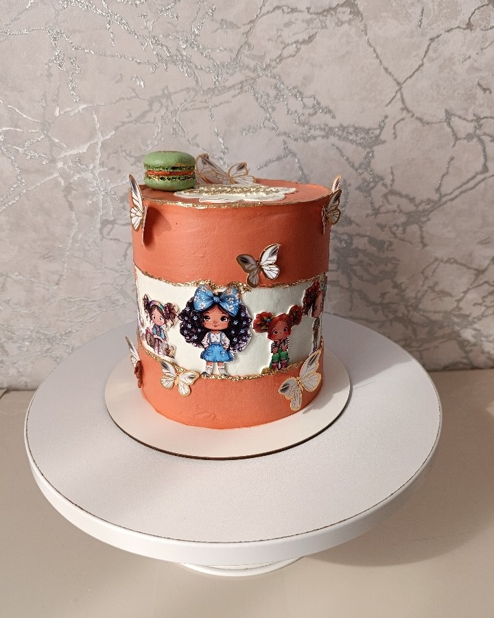 کیک خامه ای به وزن۱/۶۸۵