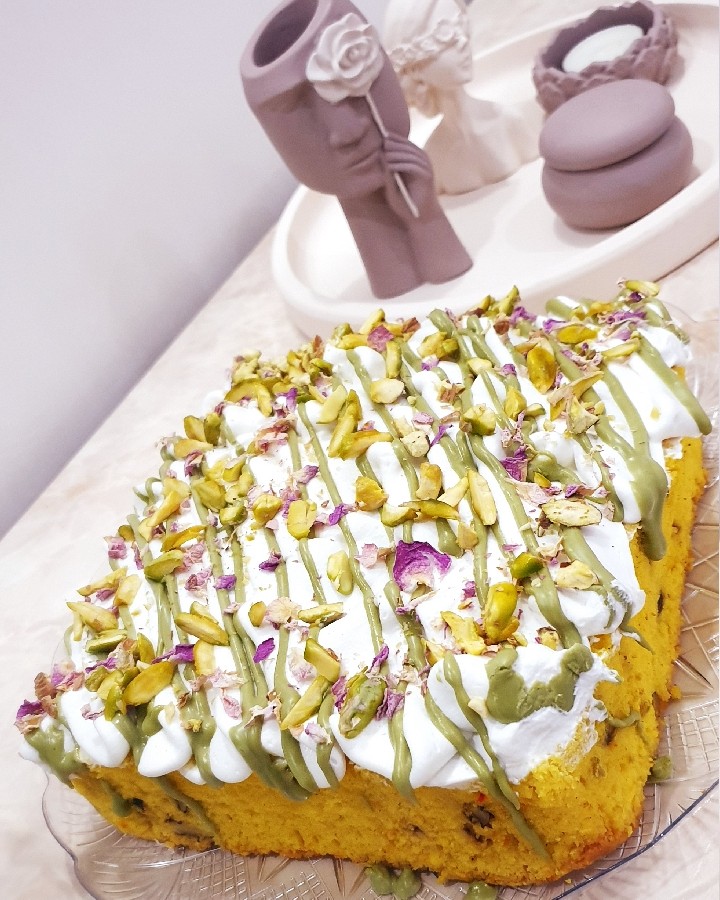 کیک خیس سوهان وگز 