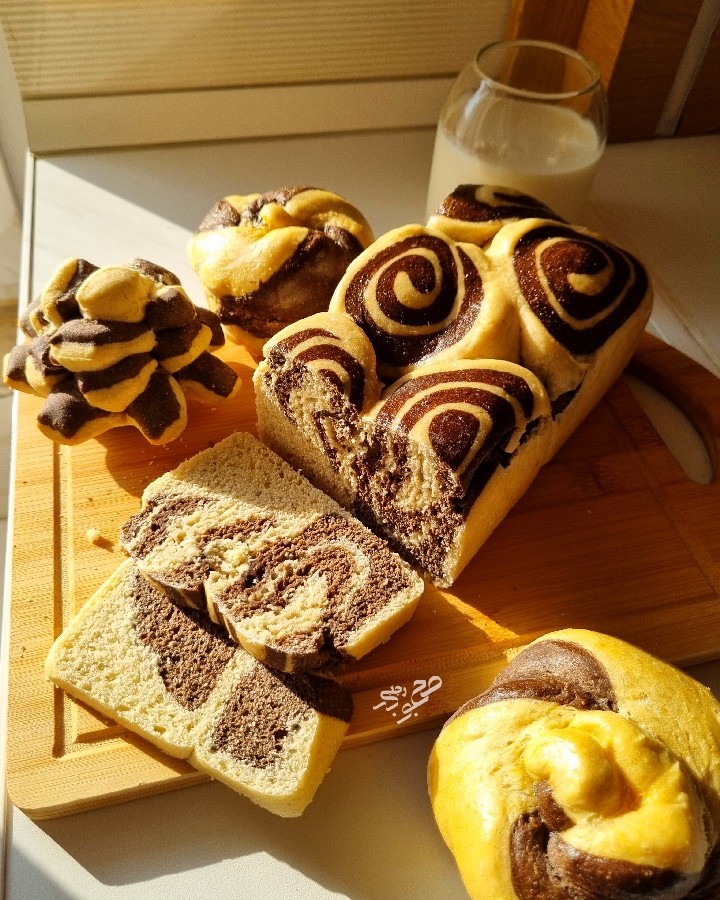 عکس نان دو رنگ صبحانه