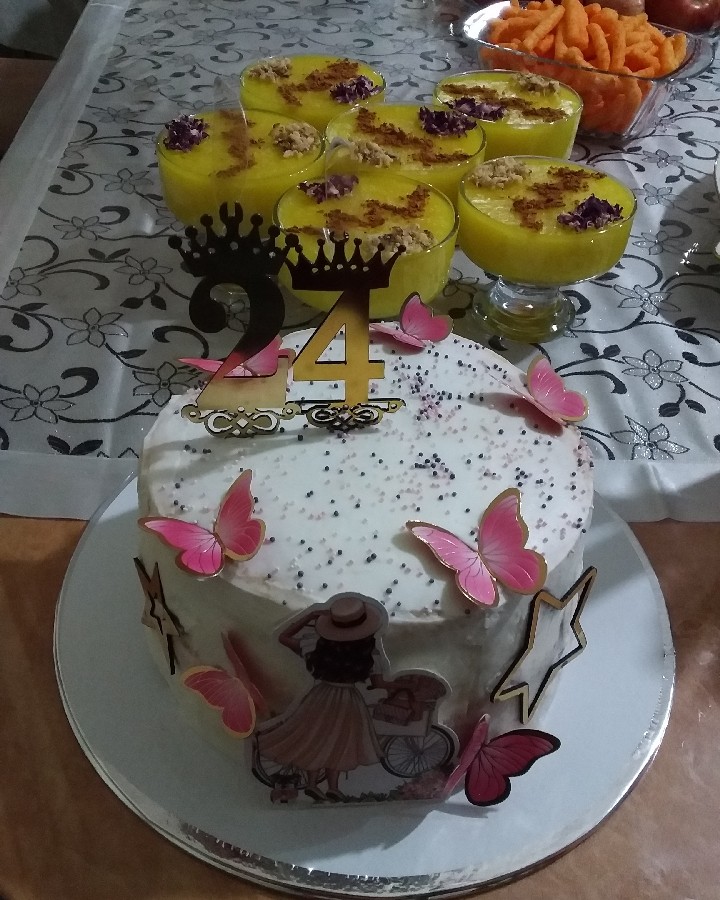 #میزتولد ۲۳ آبان #