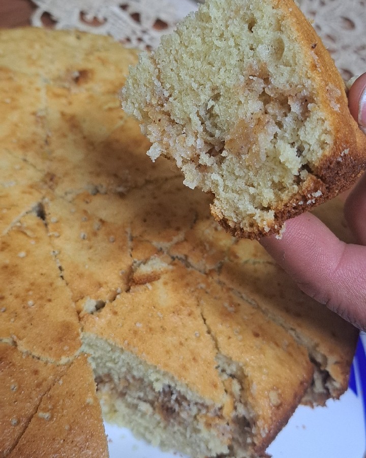 کیک مغزدار سیب