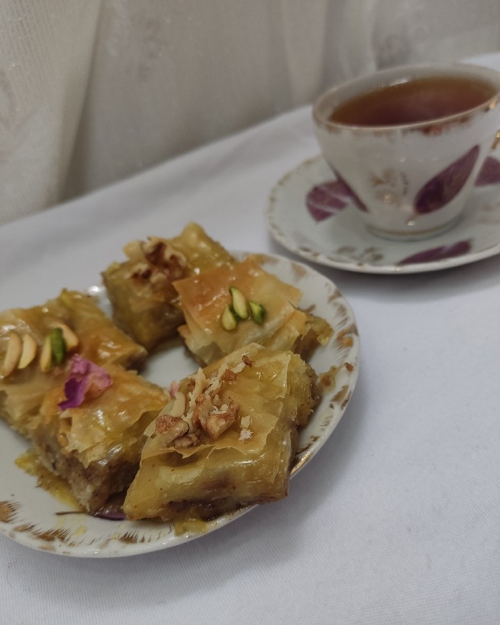 باقلوا گردویی