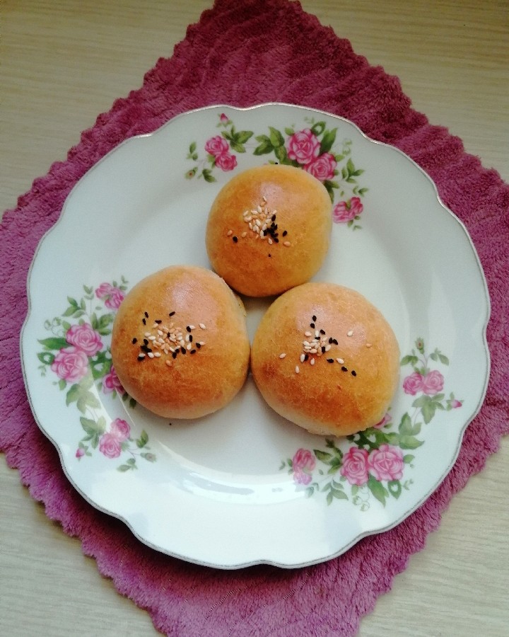 نان کوچک ساندویچی. 