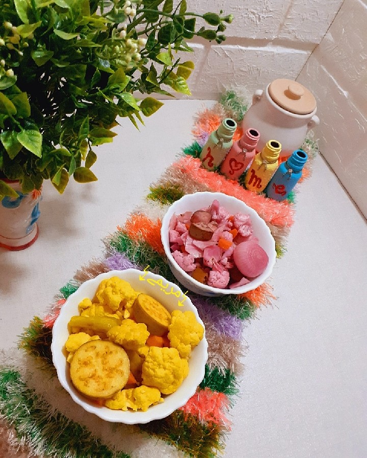 ترشی گل کلم مخلوط دورنگ