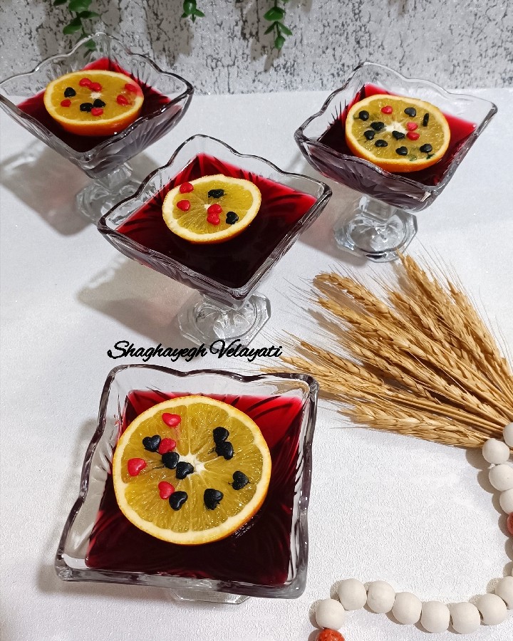 ژله آلبالو خوشمزه تکنفره کپشن داستان کوتاه دارم بخونید