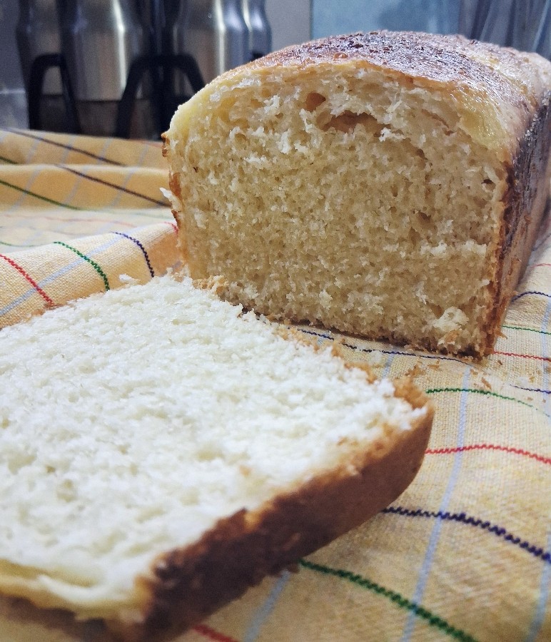 نان بریوش
یک نان فرانسوی بسیار خوشمزه مناسب برای ساندویچ