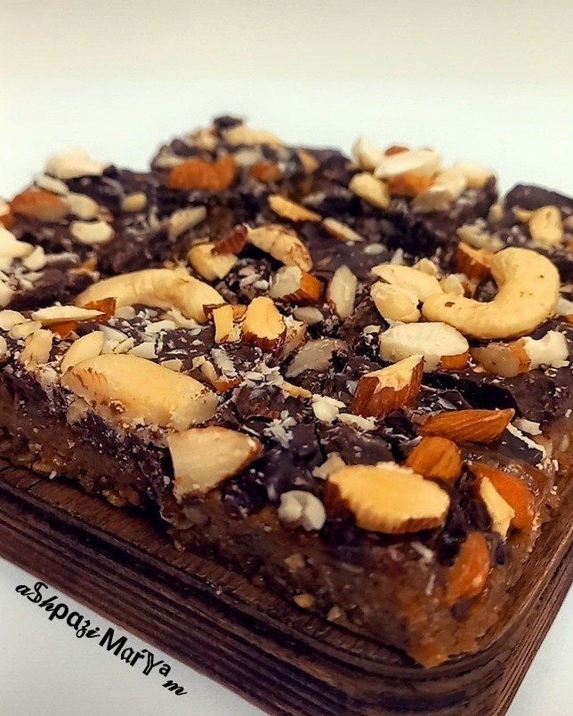 نوترا بار [ نات بار ]