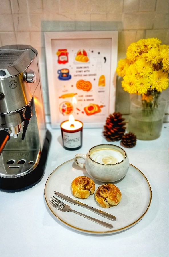 عکس رول دارچینی(خمیر هزارلا)