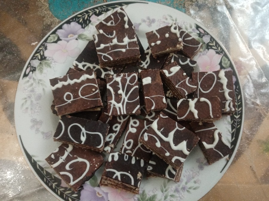 شیرینی میکادو 