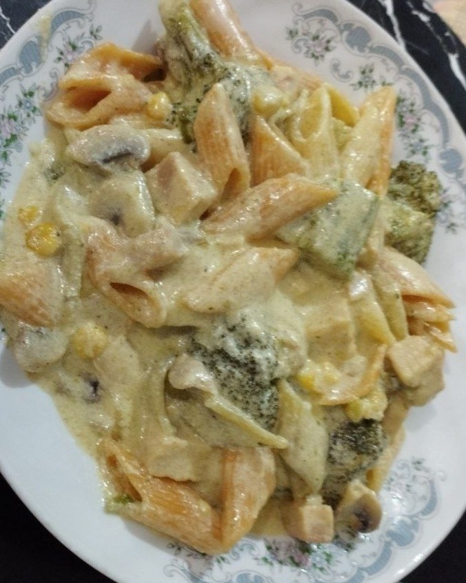 پاستا با سس آلفردو