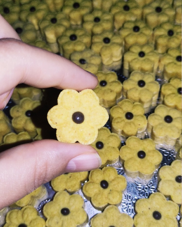 شیرینی نخودچی 
