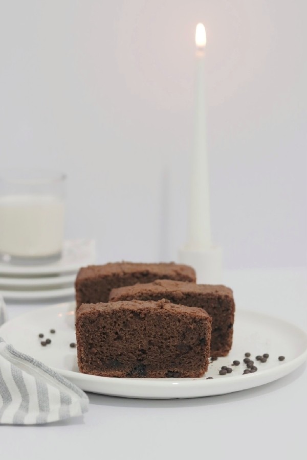 کیک شکلاتی(شیرداغ)