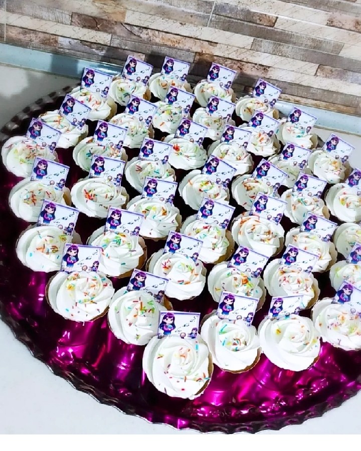 کاپ کیک مدرسه