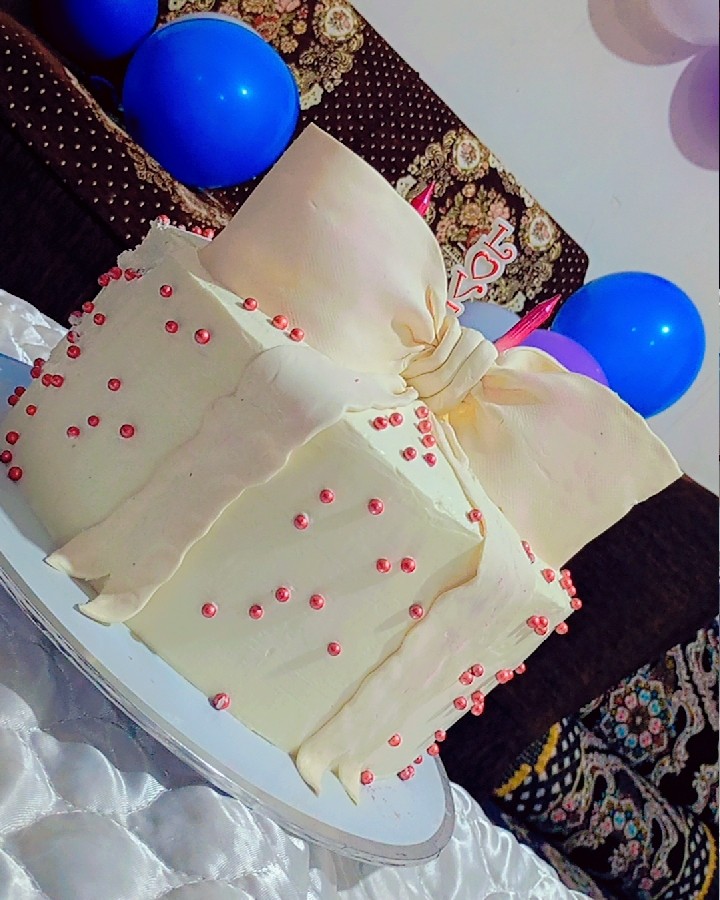 کیک‌تولد‌‌خواهرای‌شوهرم