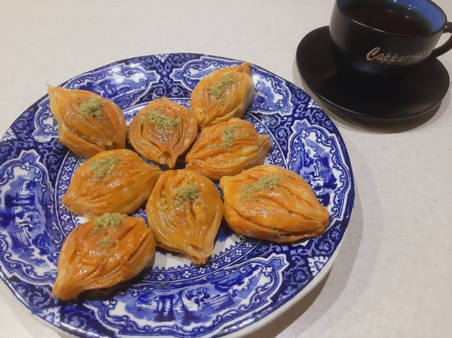 باقلوا صدفی مغزدار 