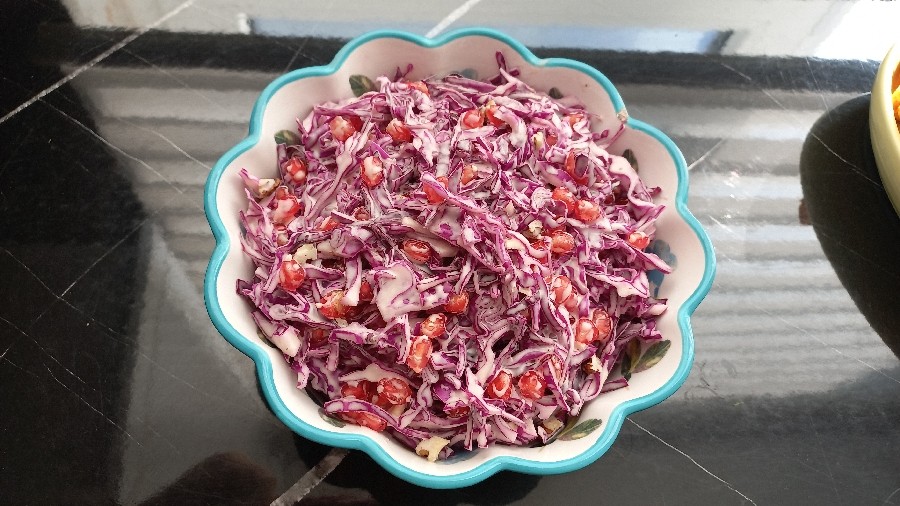 سالاد کلم و انار