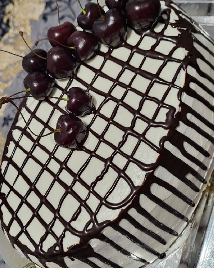 کیک خامه ای بیضی بدون ابزار