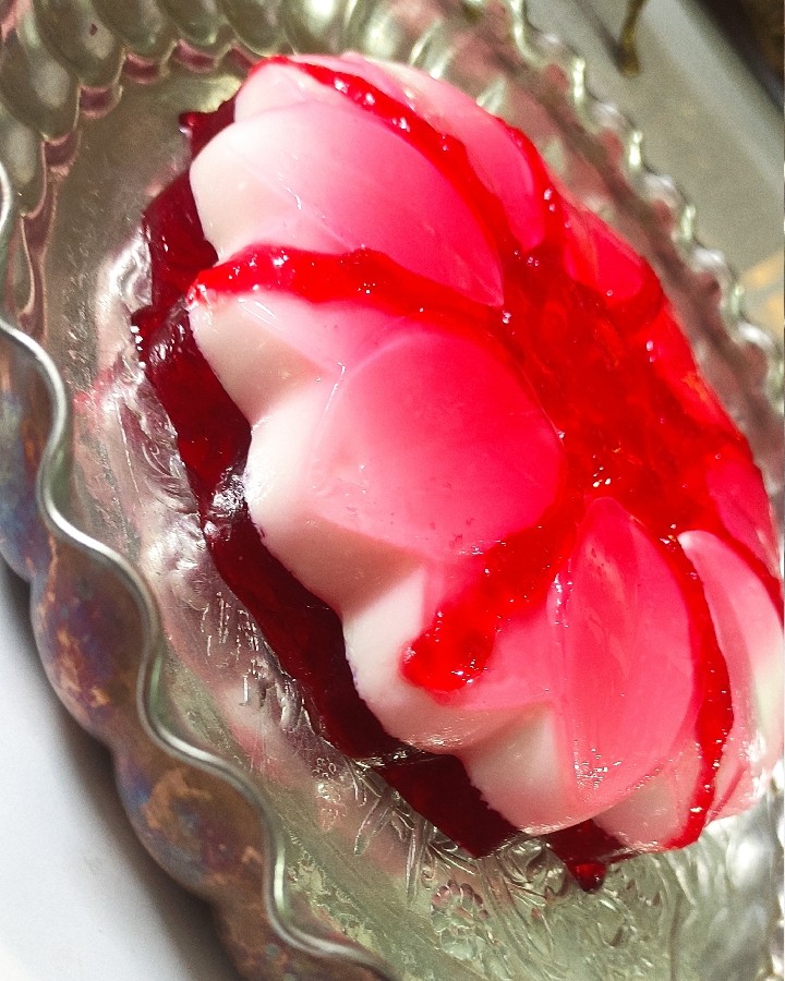 پاناکونای خوشمزه 