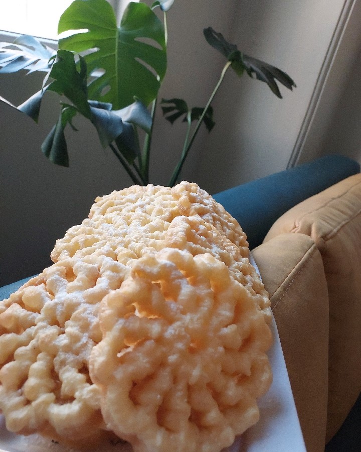 شیرینی پنجره ای