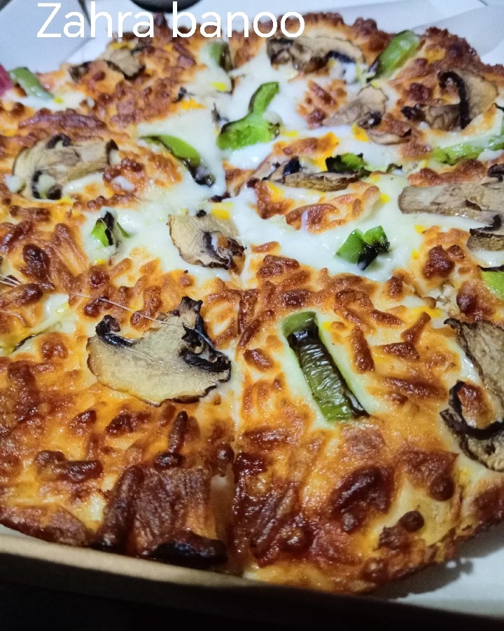 عکس پیتزا ی مرغ و قارچ. 