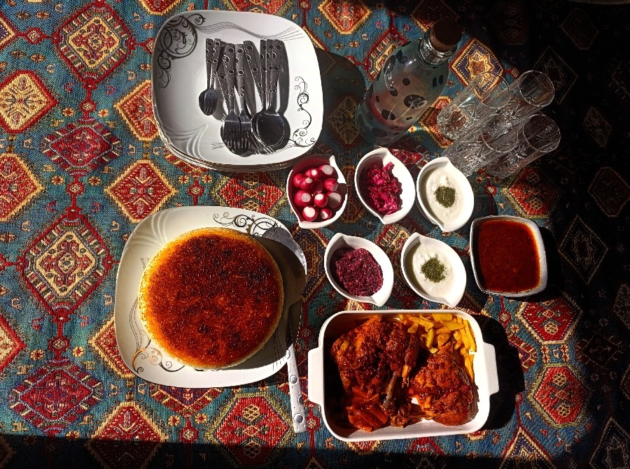 پلو زعفرونی با مرغ 