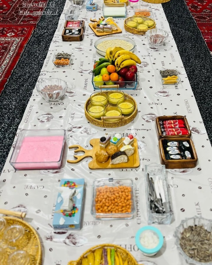 دورهمی با دسرای خوشمزه