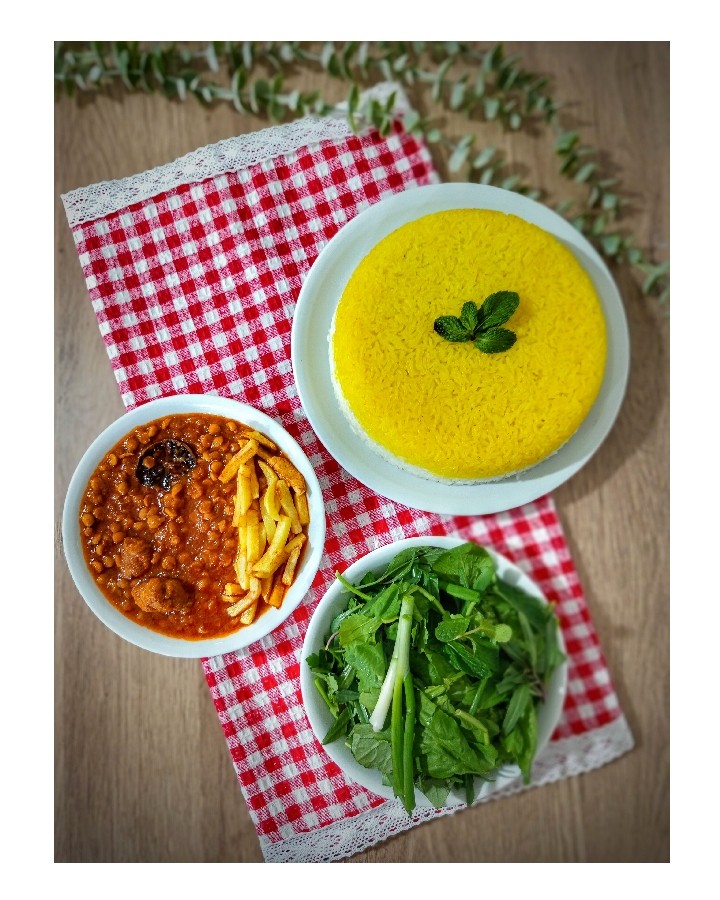 قیمه ی من باکته زعفرونی 