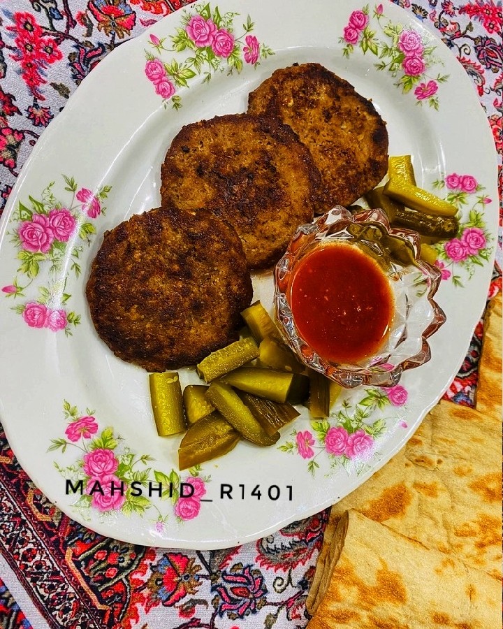 همبرگر خونگی عالی