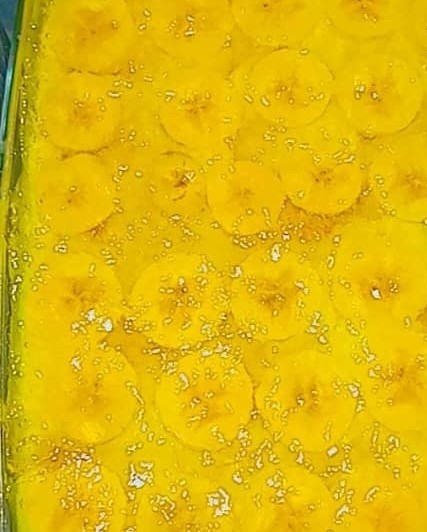 دسر موزی دسر زعفرانی سفره شام ته دیگ زعفرانی مهمونی خونه ابجی جون