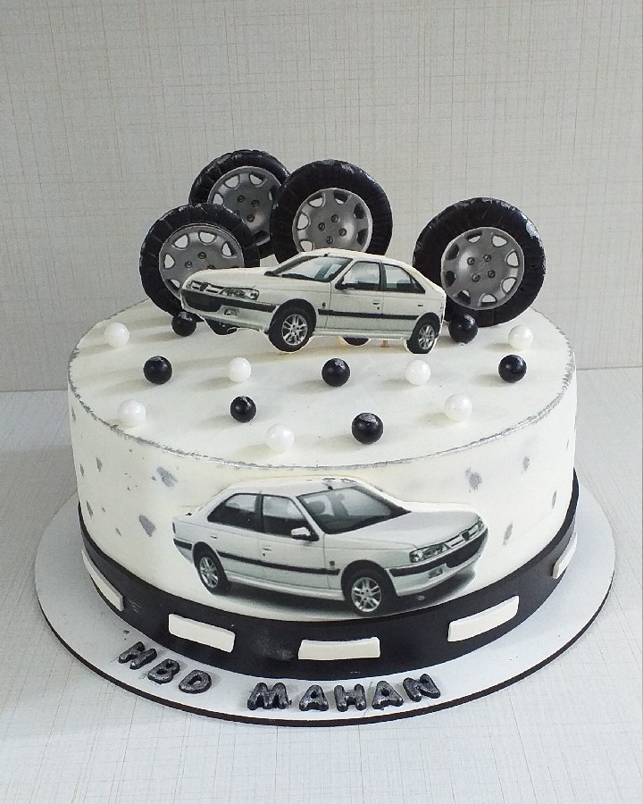 کیک خامه ای با چاپ خوراکی طرح ماشین پرشیا