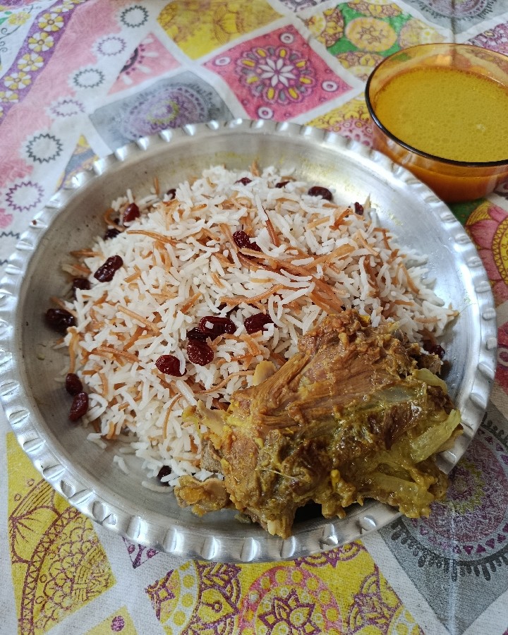 رشته پلو با گردن