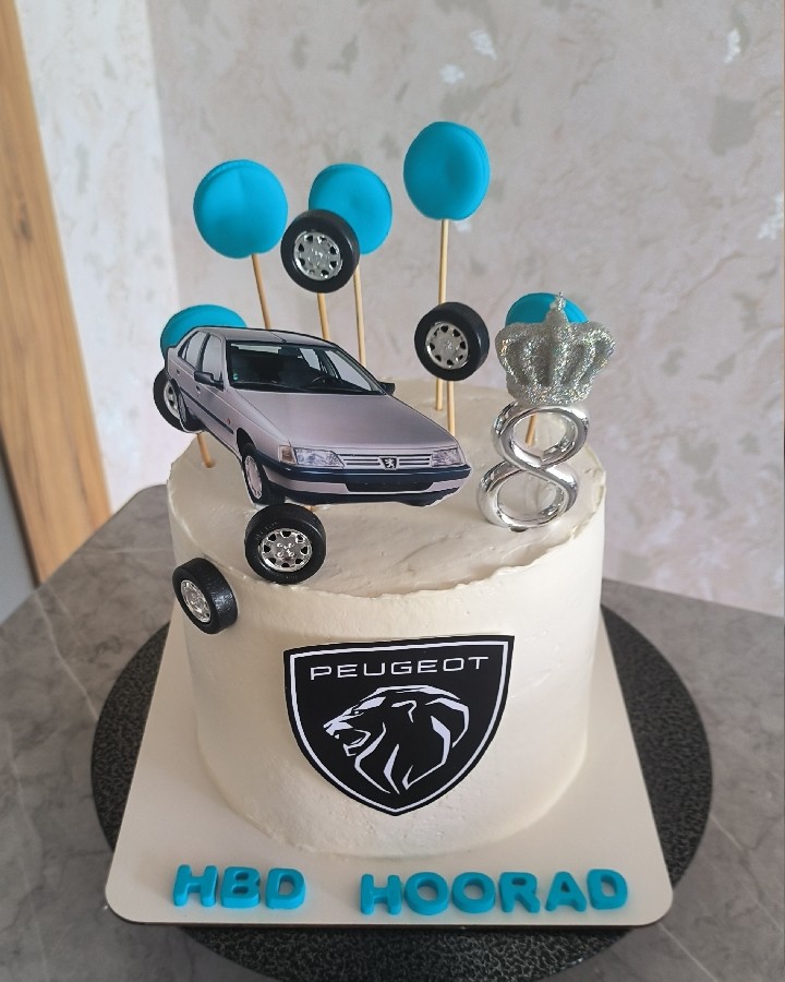 کیک هشت سالگی پسرم هوراد 
