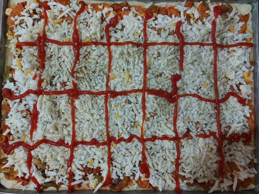 پیتزا مخلوط مستطیلی